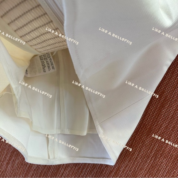 Reformation Melanie Top - Ivory - Picture 9 of 13